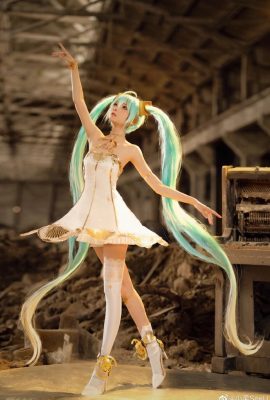 Hatsune Miku Miku Symphony5. Symphony @小丝SeeU (9P)