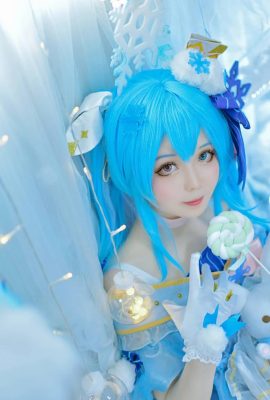 „VOCALOID“ Hatsune Cosplay (CN: Fruit Pot_LEH) (12P)