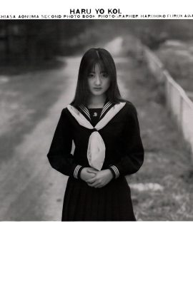 Tomoyo Aonuma (Foto) „HARU.YO.KOI“ (Eichi Publishing) (79P)