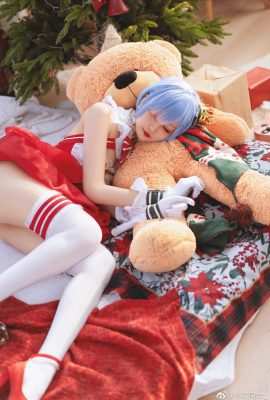 Betreff: Leben in einer völlig anderen Welt Rem Christmas @小TUClassmate_ (9P)