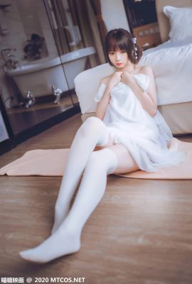 (Meow Sugar Movie Series) Vol.204 „Pure White Nightgown“ No Holy Light VIP Welfare Post (24P)