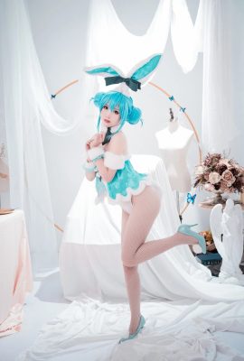 Pfannkuchenfee – Hatsune Bunny Girl