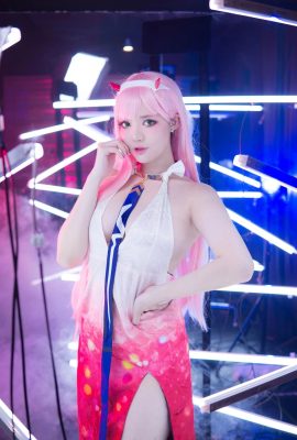 Ying Tze – Zero Two Kleid