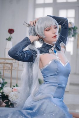 (Cosplay) Michi Kyunn – Weiss Schnee (23. Dezember 2021)