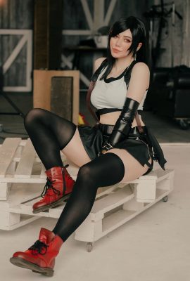 Alina Becker – Ein weiteres Tifa-Set