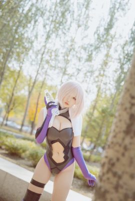 (Cosplay) Aban ist heute sehr glücklich Aban ist heute sehr glücklich – Mashu Kyrielight – Stufe 1 (Fate Grand Order) (3. Mai 2022)