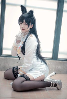 (Cosplay) Aban ist heute sehr glücklich Aban ist heute sehr glücklich – Atago (Azur Lane) (3. Mai 2022)