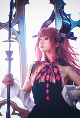 Mirror-chan – Elizabeth Bathory